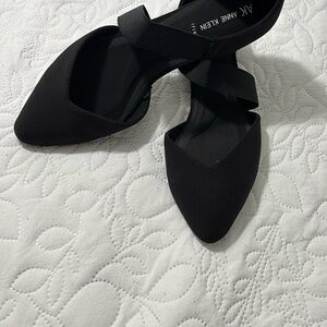 Anne Klein Black Crisscross Flats